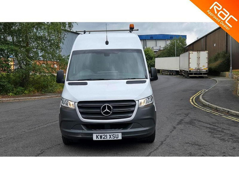 Mercedes-Benz Sprinter 2.0 315 CDI Premium RWD L2 H2 Euro 6 (s/s) 5dr 5dr Manual 2025