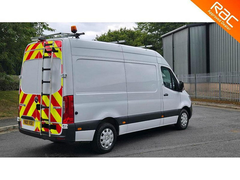 Mercedes-Benz Sprinter 2.0 315 CDI Premium RWD L2 H2 Euro 6 (s/s) 5dr 5dr Manual 2025