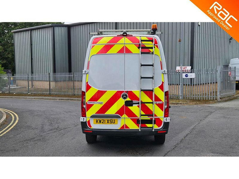 Mercedes-Benz Sprinter 2.0 315 CDI Premium RWD L2 H2 Euro 6 (s/s) 5dr 5dr Manual 2025