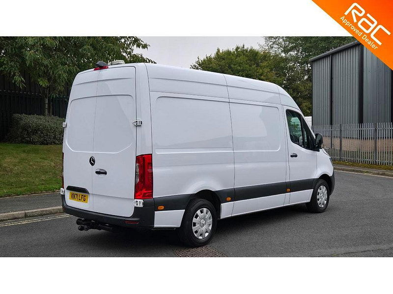 Mercedes-Benz Sprinter 2.0 315 CDI Premium RWD L2 H2 Euro 6 (s/s) 5dr 5dr Manual 2025