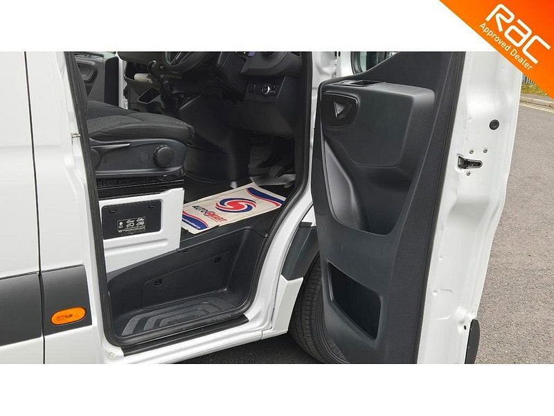 Mercedes-Benz Sprinter 2.0 315 CDI Premium RWD L2 H2 Euro 6 (s/s) 5dr 5dr Manual 2025
