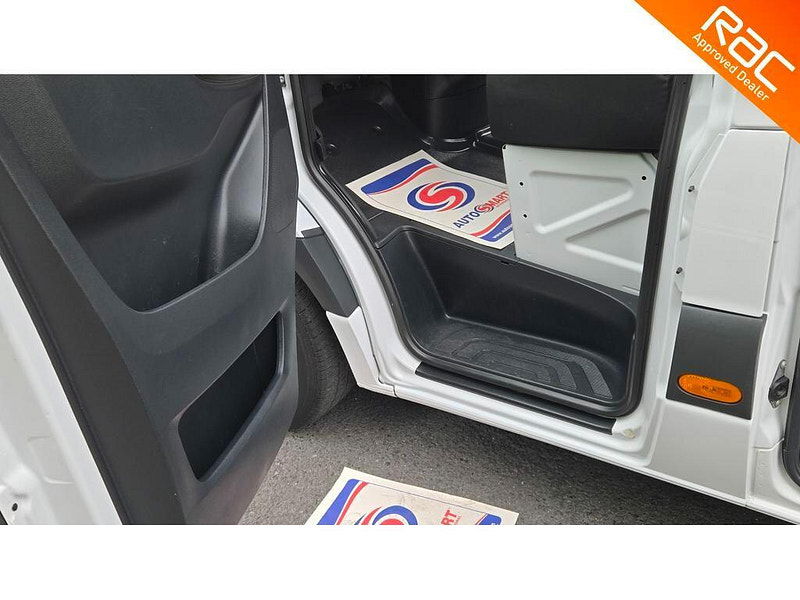 Mercedes-Benz Sprinter 2.0 315 CDI Premium RWD L2 H2 Euro 6 (s/s) 5dr 5dr Manual 2025