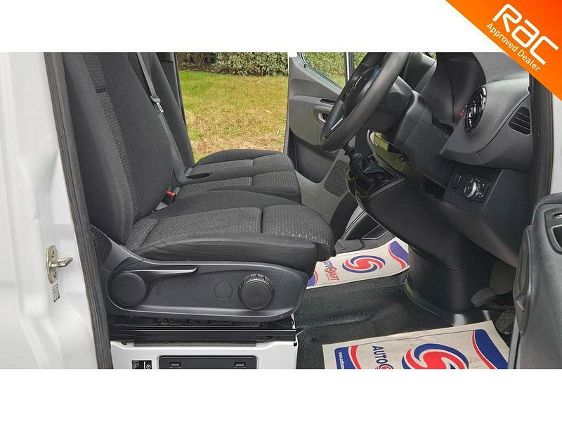 Mercedes-Benz Sprinter 2.0 315 CDI Premium RWD L2 H2 Euro 6 (s/s) 5dr 5dr Manual 2025