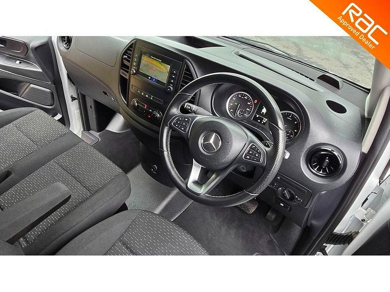 Mercedes-Benz Vito 2.0 114 CDI Premium G-Tronic RWD L2 Euro 6 (s/s) 5dr (LWB) 5dr Automatic 2025