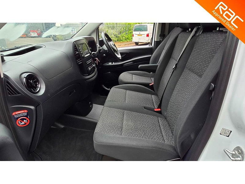 Mercedes-Benz Vito 2.0 114 CDI Premium G-Tronic RWD L2 Euro 6 (s/s) 5dr (LWB) 5dr Automatic 2025