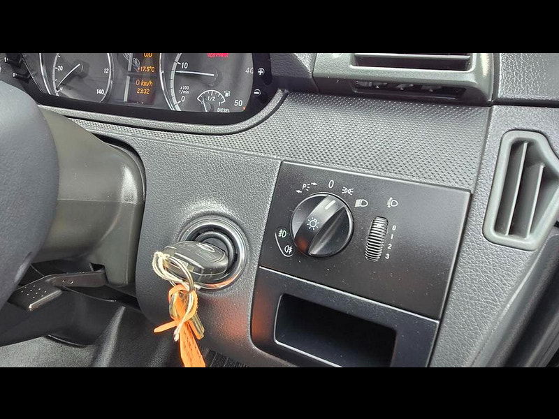 Mercedes-Benz Vito 2.1 113 CDi L1 5dr 5dr Manual 2025