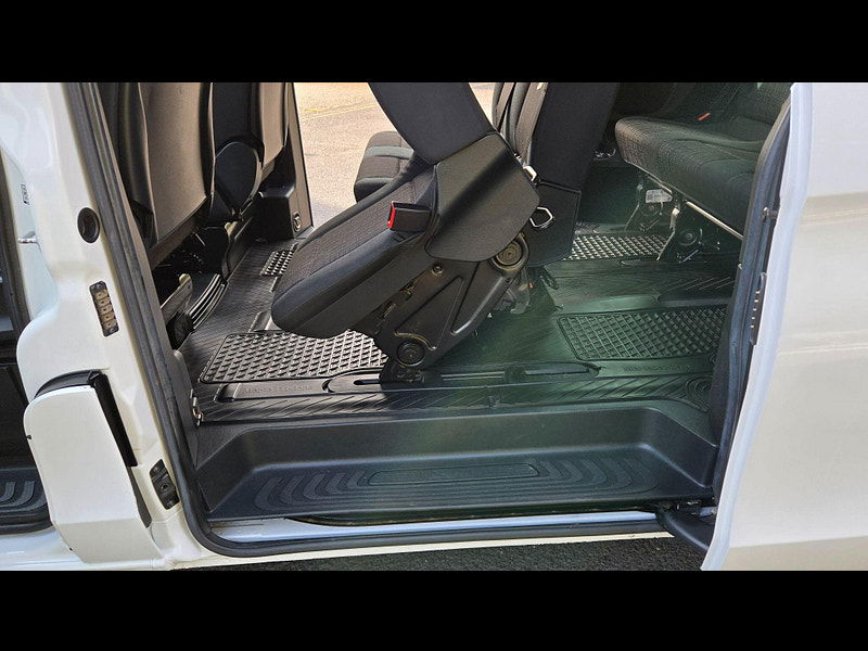 Mercedes-Benz Vito 2.1 114 CDI BlueTEC PRO Tourer RWD L3 Euro 6 (s/s) 5dr (XLWB) 5dr Manual 2025