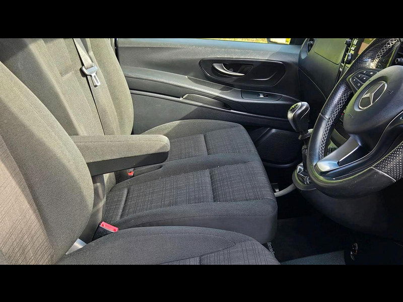 Mercedes-Benz Vito 2.1 114 CDI Premium RWD L3 Euro 6 (s/s) 5dr 5dr Manual 2025