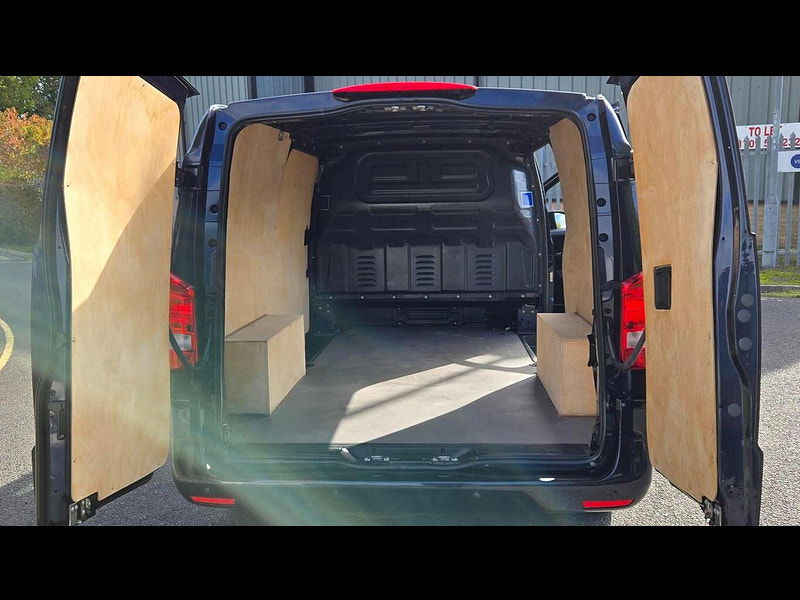 Mercedes-Benz Vito 2.1 114 CDI Premium RWD L3 Euro 6 (s/s) 5dr 5dr Manual 2025