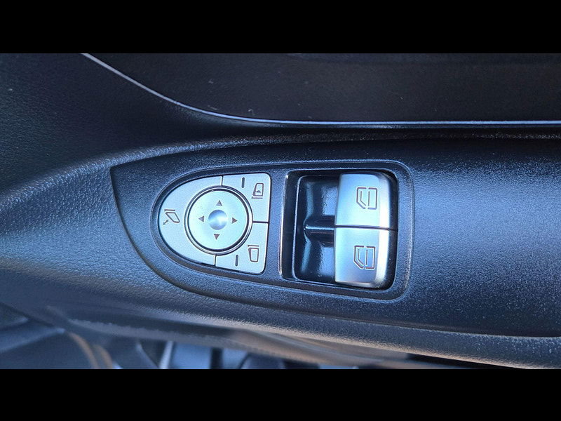 Mercedes-Benz Vito 2.1 116 CDI Premium Crew Van G-Tronic+ RWD L2 Euro 6 (s/s) 5dr (LWB) 5dr Automatic 2025