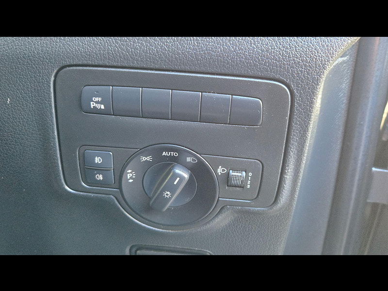 Mercedes-Benz Vito 2.1 116 CDI Premium Crew Van G-Tronic+ RWD L2 Euro 6 (s/s) 5dr (LWB) 5dr Automatic 2025