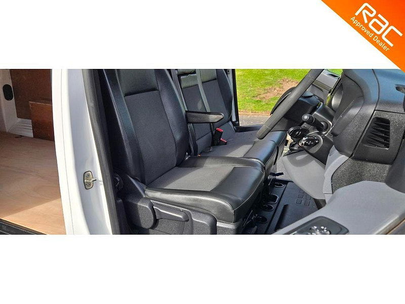 Peugeot Expert 2.0 BlueHDi 1400 Professional Long Panel Van LWB Euro 6 (s/s) 6dr 6dr Manual 2025