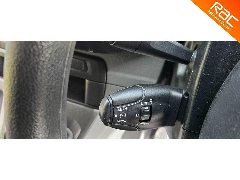 Peugeot Expert 2.0 BlueHDi 1400 Professional Long Panel Van LWB Euro 6 (s/s) 6dr 6dr Manual 2025