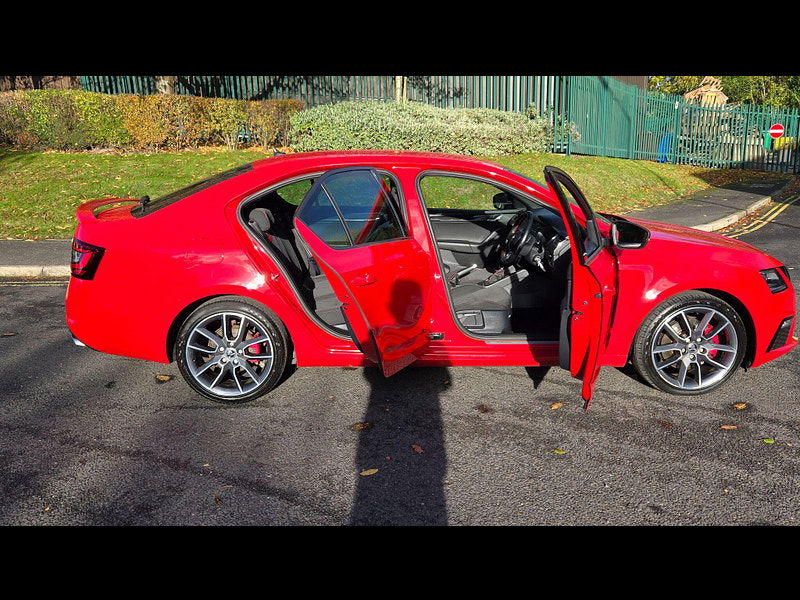 Skoda Octavia 2.0 TDI vRS Hatchback 5dr Diesel DSG Euro 6 (s/s) (184 ps) 5dr Automatic 2025