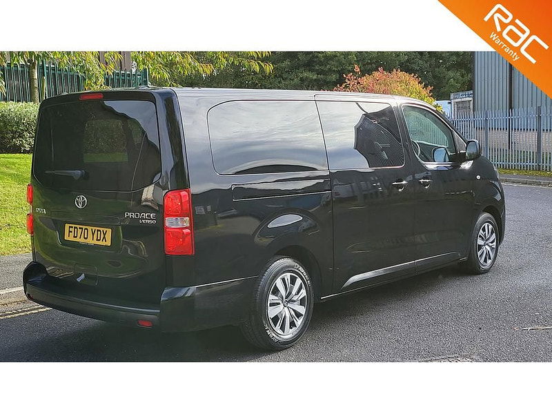 Toyota PROACE Verso 2.0D Shuttle Long MPV 5dr Diesel Manual LWB Euro 6 (s/s) (9 Seat) (150 ps) 5dr Manual 2024