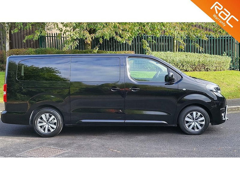 Toyota PROACE Verso 2.0D Shuttle Long MPV 5dr Diesel Manual LWB Euro 6 (s/s) (9 Seat) (150 ps) 5dr Manual 2024