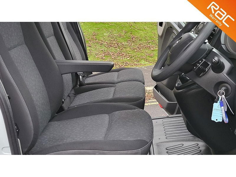 Vauxhall Movano 2.3 CDTi 3500 Panel Van 5dr Diesel Manual FWD L3 H2 Euro 5 (125 ps) 5dr Manual 2025