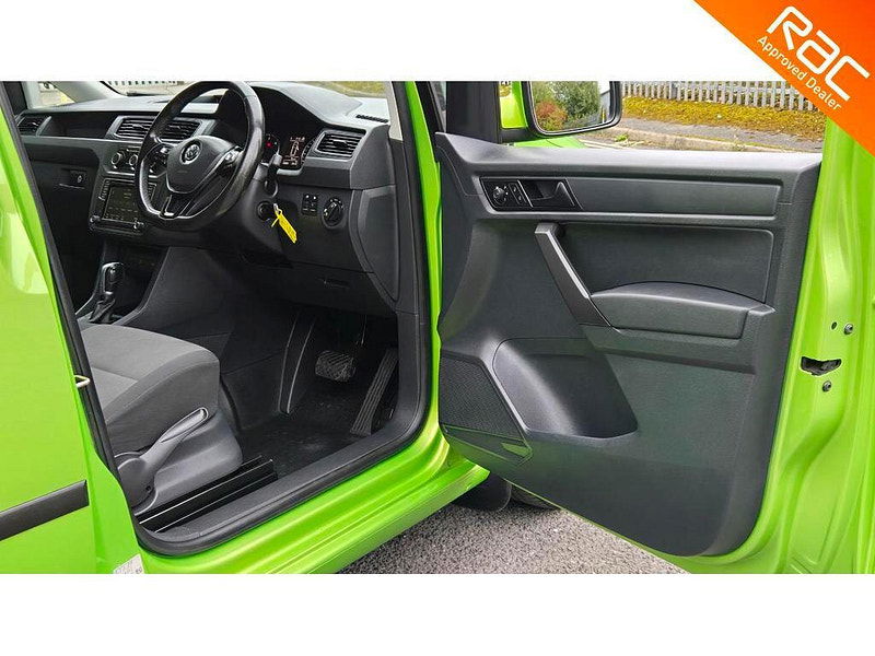 Volkswagen Caddy 2.0 TDI C20 BlueMotion Tech Highline DSG SWB Euro 6 (s/s) 5dr 5dr Automatic 2025