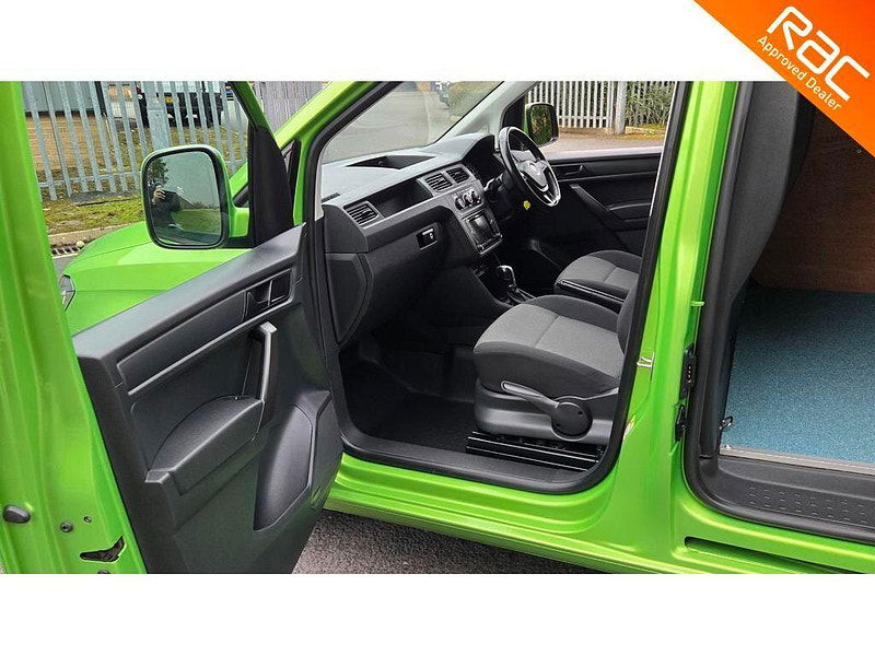 Volkswagen Caddy 2.0 TDI C20 BlueMotion Tech Highline DSG SWB Euro 6 (s/s) 5dr 5dr Automatic 2025