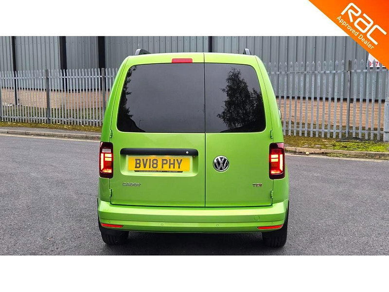 Volkswagen Caddy 2.0 TDI C20 BlueMotion Tech Highline DSG SWB Euro 6 (s/s) 5dr 5dr Automatic 2025