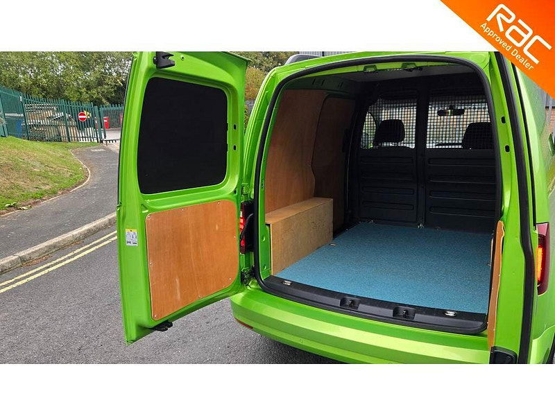Volkswagen Caddy 2.0 TDI C20 BlueMotion Tech Highline DSG SWB Euro 6 (s/s) 5dr 5dr Automatic 2025