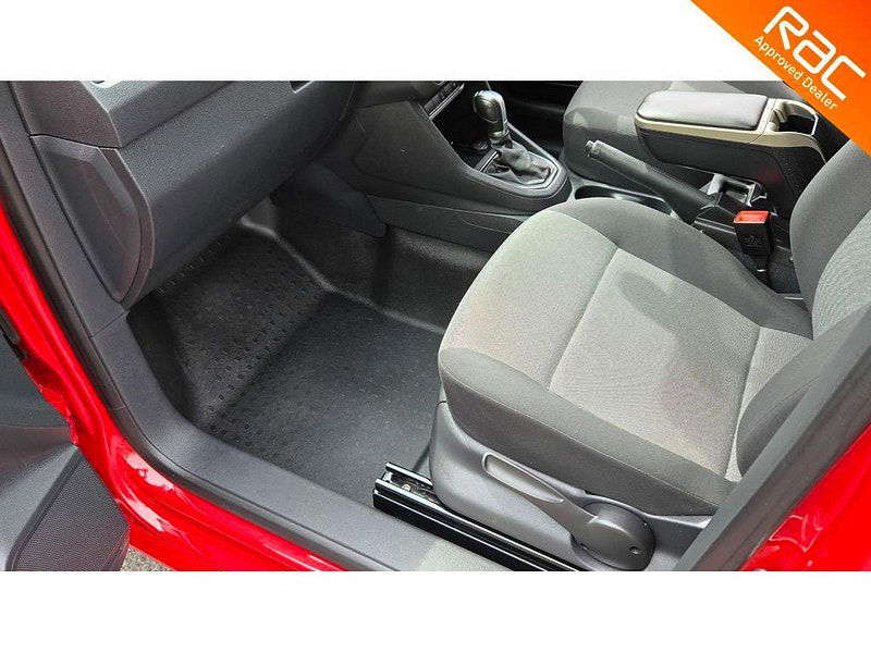 Volkswagen Caddy 2.0 TDI C20 Highline DSG SWB Euro 6 (s/s) 5dr 5dr Automatic 2025