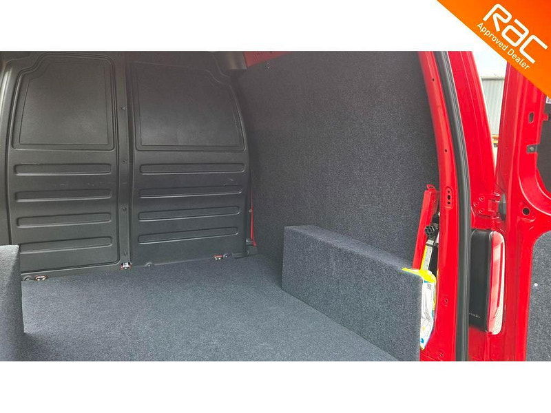 Volkswagen Caddy 2.0 TDI C20 Highline DSG SWB Euro 6 (s/s) 5dr 5dr Automatic 2025