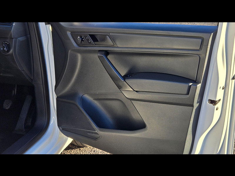 Volkswagen Caddy Maxi 2.0 TDI C20 BlueMotion Tech Startline LWB Euro 6 (s/s) 6dr 6dr Manual 2025