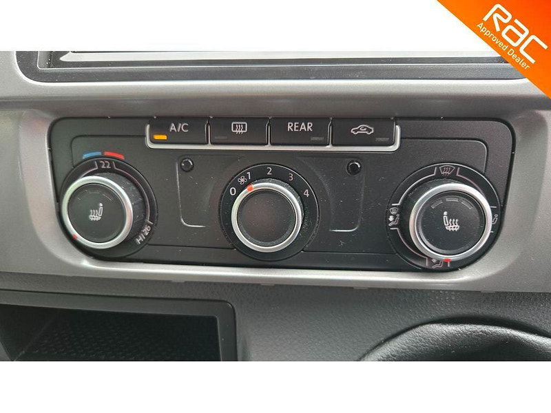 Volkswagen California OCEAN SE TDi 180 BLUEMOTION 0dr Manual 2025