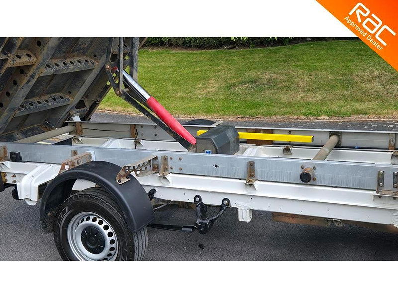 Volkswagen Crafter 2.0 TDI CR35 Startline RWD MWB Euro 6 (s/s) 2dr (ETG) 2dr Manual 2025