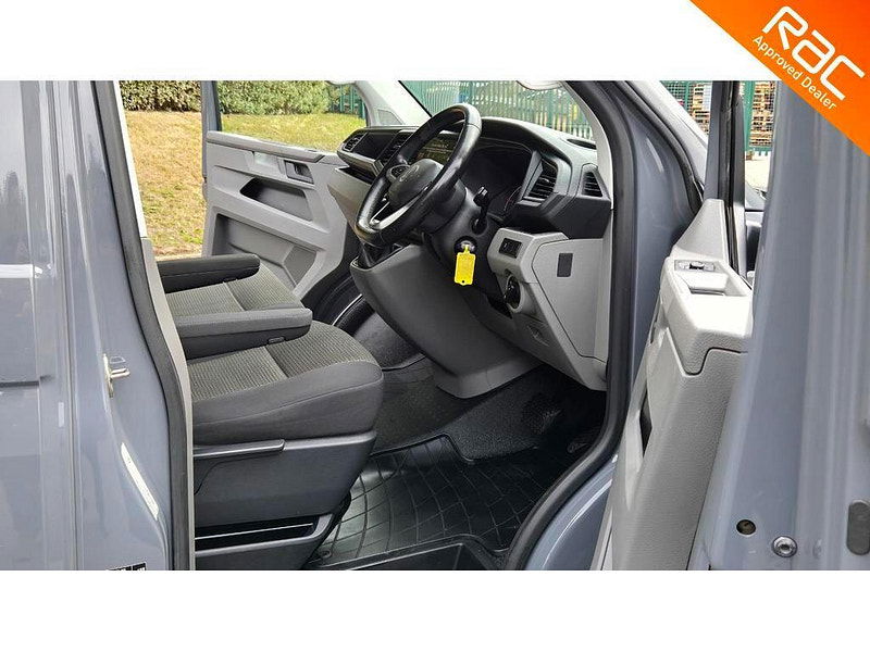 Volkswagen Transporter 2.0 BiTDI T32 Highline DSG FWD LWB High Roof Euro 6 (s/s) 5dr 5dr Automatic 2025