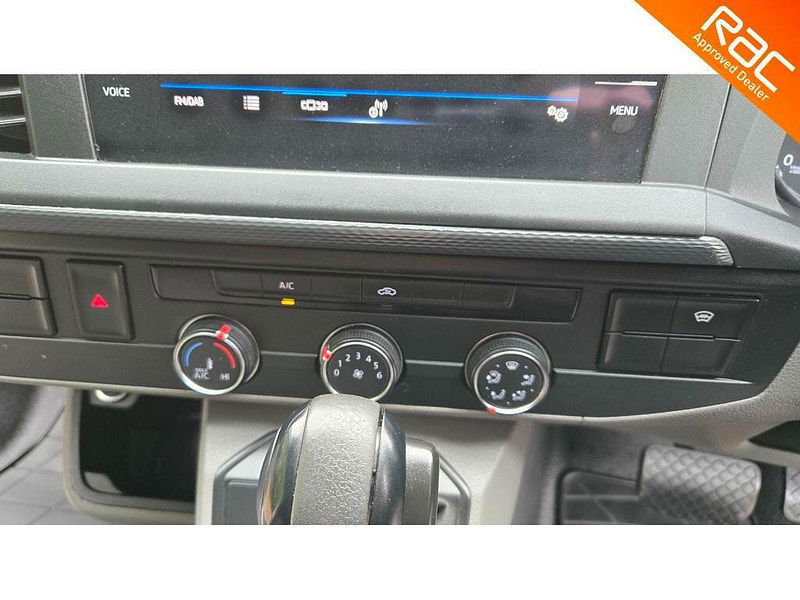 Volkswagen Transporter 2.0 BiTDI T32 Highline DSG FWD LWB High Roof Euro 6 (s/s) 5dr 5dr Automatic 2025