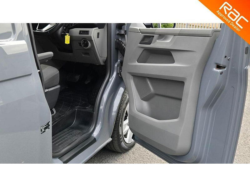 Volkswagen Transporter 2.0 BiTDI T32 Highline DSG FWD LWB High Roof Euro 6 (s/s) 5dr 5dr Automatic 2025