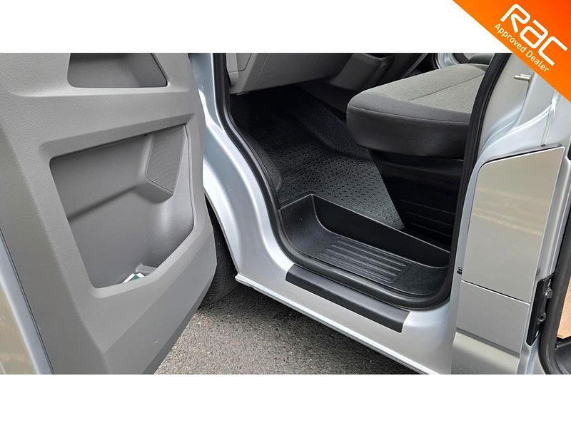 Volkswagen Transporter 2.0 TDI T28 Startline FWD LWB Euro 6 (s/s) 5dr 5dr Manual 2025