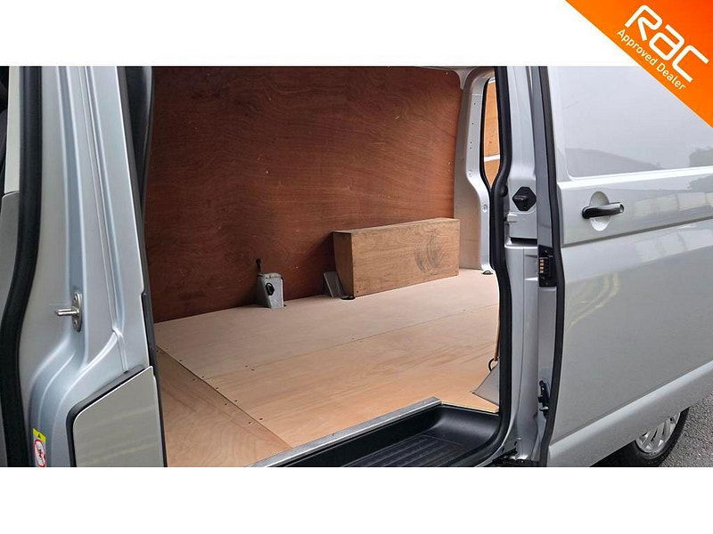 Volkswagen Transporter 2.0 TDI T28 Startline FWD LWB Euro 6 (s/s) 5dr 5dr Manual 2025