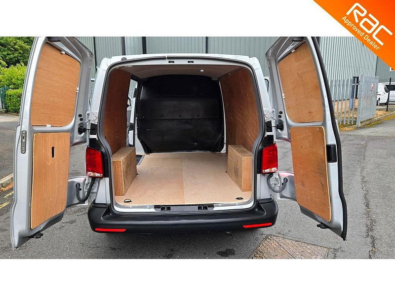 Volkswagen Transporter 2.0 TDI T28 Startline FWD LWB Euro 6 (s/s) 5dr 5dr Manual 2025