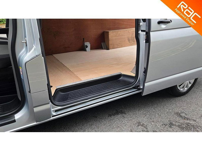 Volkswagen Transporter 2.0 TDI T28 Startline FWD LWB Euro 6 (s/s) 5dr 5dr Manual 2025
