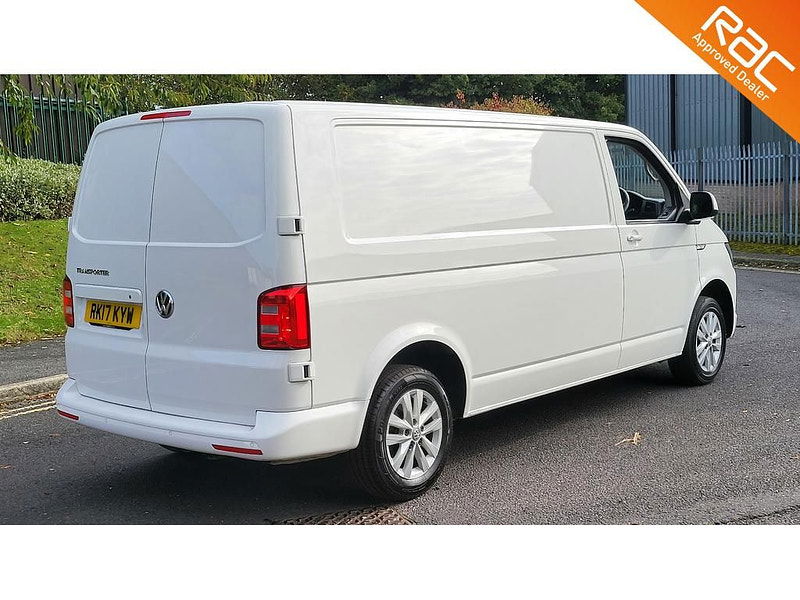 Volkswagen Transporter 2.0 TDI T30 BlueMotion Tech Highline Panel Van 5dr Diesel Manual FWD LWB Euro 6 (s/s) (102 ps) 5dr Manual 2024