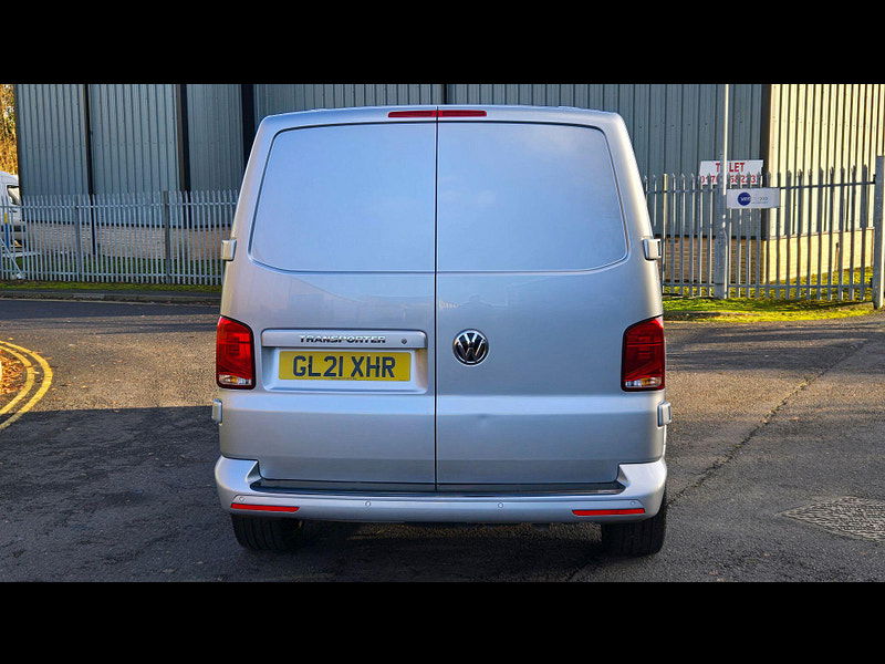 Volkswagen Transporter 2.0 TDI T30 Highline DSG FWD LWB Euro 6 (s/s) 5dr 5dr Automatic 2025