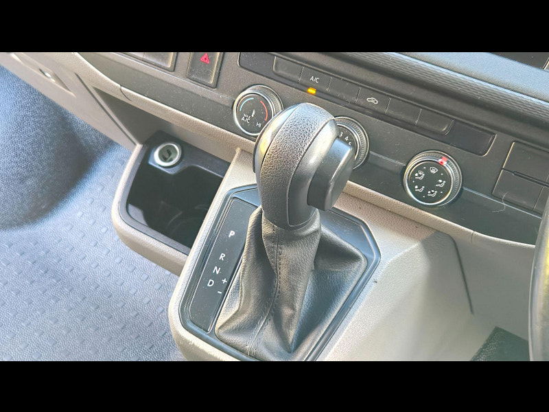 Volkswagen Transporter 2.0 TDI T30 Highline DSG FWD LWB Euro 6 (s/s) 5dr 5dr Automatic 2025