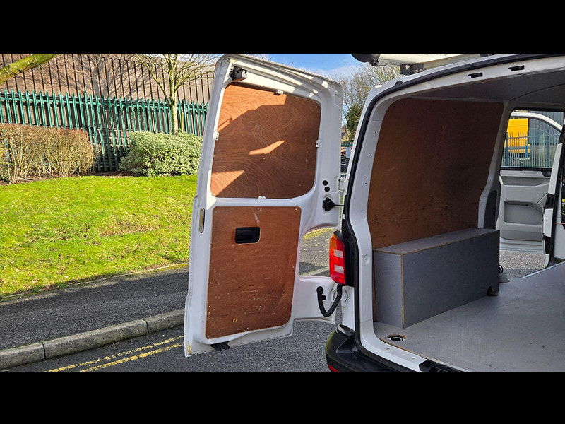 Volkswagen Transporter 2.0 TDI T32 BlueMotion Tech Startline FWD LWB Euro 6 (s/s) 5dr 5dr Manual 2026