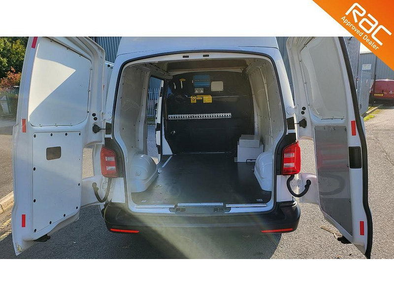 Volkswagen Transporter 2.0 TDI T32 BlueMotion Tech Startline Panel Van 5dr Diesel DSG FWD SWB Euro 6 (s/s) (150 ps) 5dr Automatic 2025
