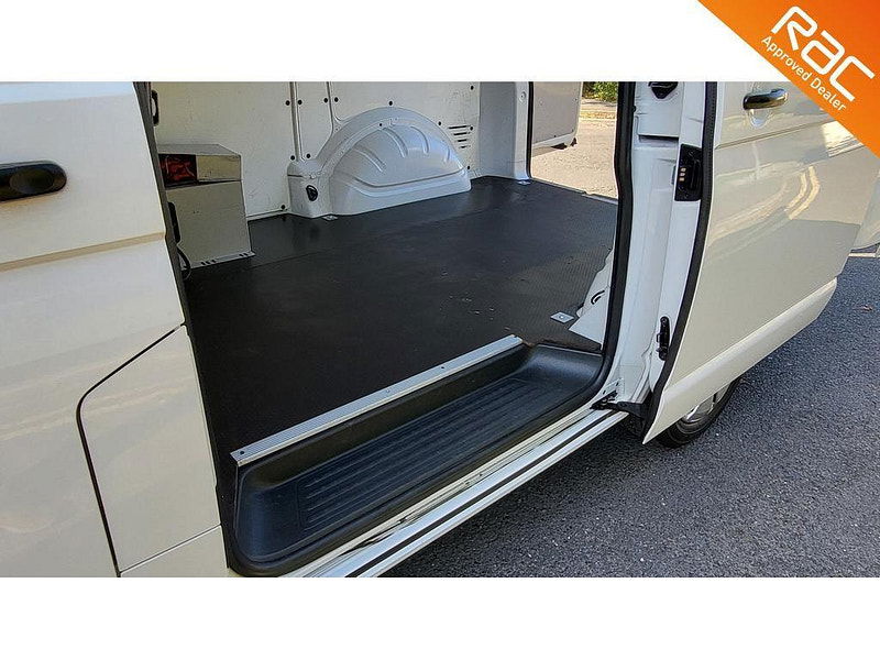 Volkswagen Transporter 2.0 TDI T32 BlueMotion Tech Startline Panel Van 5dr Diesel DSG FWD SWB Euro 6 (s/s) (150 ps) 5dr Automatic 2025