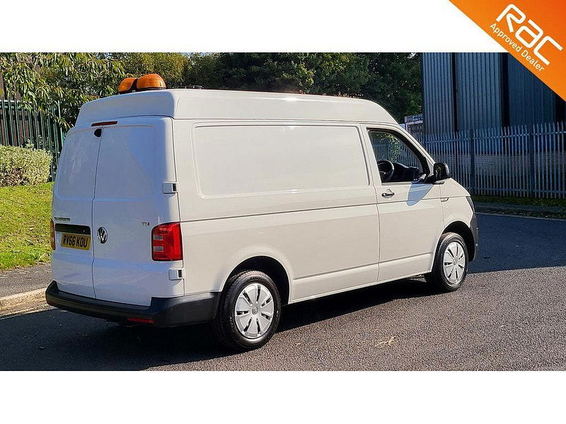 Volkswagen Transporter 2.0 TDI T32 BlueMotion Tech Startline Panel Van 5dr Diesel DSG FWD SWB Euro 6 (s/s) (150 ps) 5dr Automatic 2025