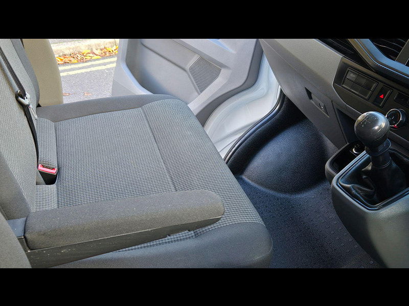 Volkswagen Transporter 2.0 TDI T32 Startline FWD LWB Euro 6 (s/s) 5dr 5dr Manual 2025