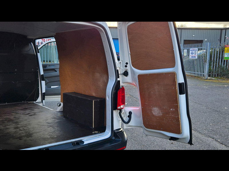 Volkswagen Transporter 2.0 TDI T32 Startline FWD LWB Euro 6 (s/s) 5dr 5dr Manual 2025