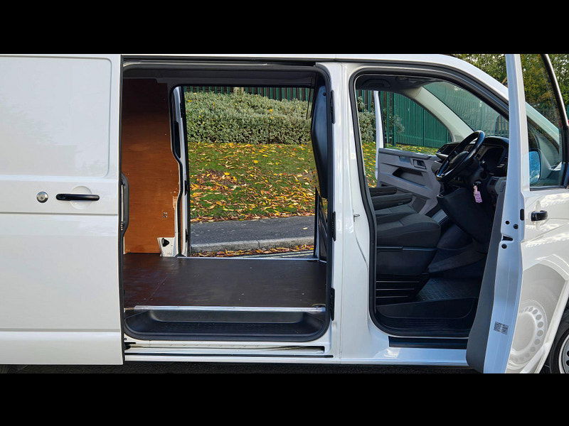 Volkswagen Transporter 2.0 TDI T32 Startline FWD LWB Euro 6 (s/s) 5dr 5dr Manual 2025