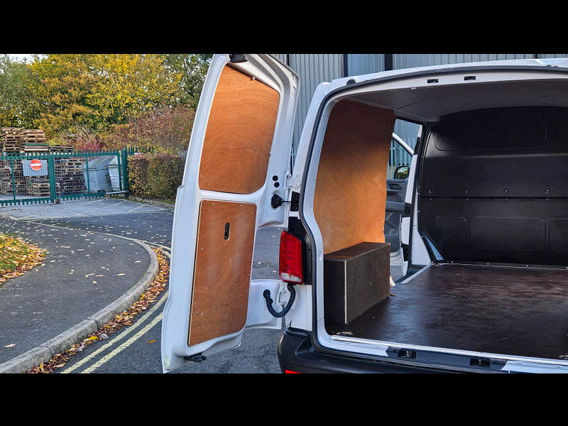 Volkswagen Transporter 2.0 TDI T32 Startline FWD LWB Euro 6 (s/s) 5dr 5dr Manual 2025