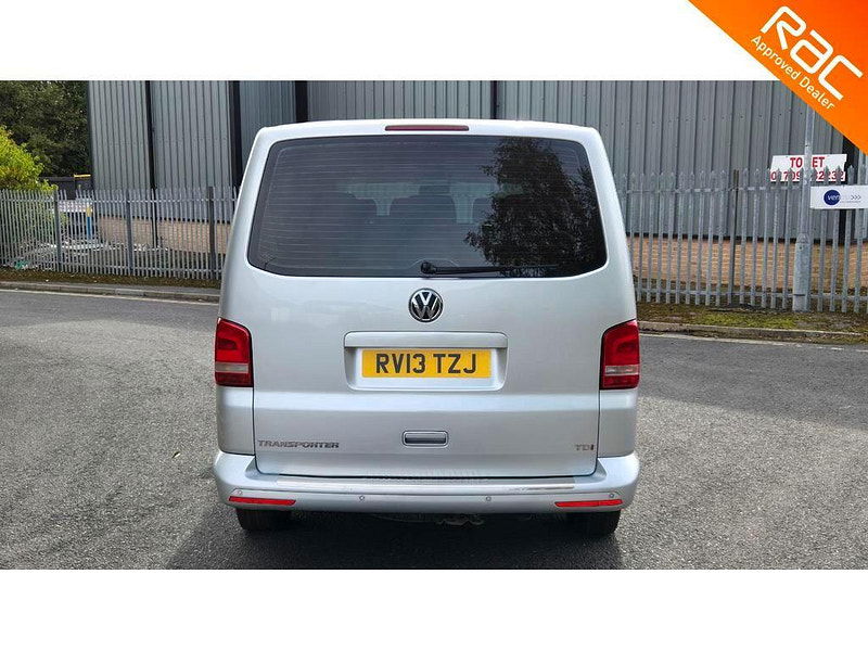 Volkswagen Transporter Shuttle 2.0 TD T30 SE DSG L3 H1 4dr 4dr Automatic 2025