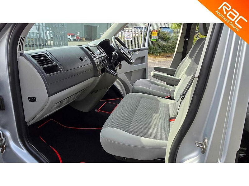 Volkswagen Transporter Shuttle 2.0 TD T30 SE DSG L3 H1 4dr 4dr Automatic 2025